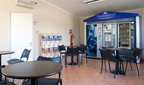 Autohotel Равенна Екстер'єр фото